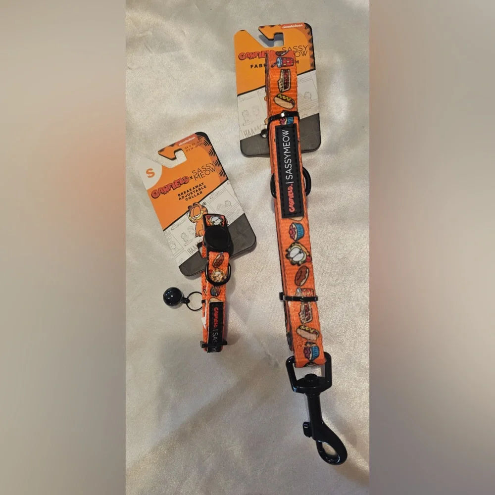 Sassy Meow Garfield Cat Collar (S) and Matching Leash 6ft